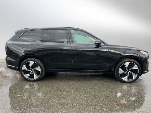 New 2025 Volvo EX90 Ultra w/ Protection Package Premier image 2