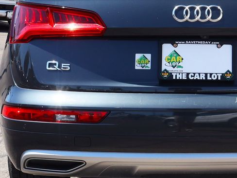 Used 2018 Audi Q5 2.0T Premium Plus w/ Premium Plus Package image 19