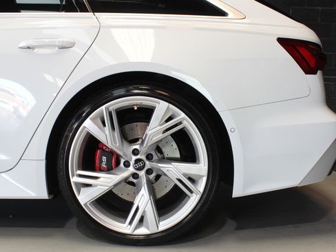 Used 2023 Audi RS 6 image 5