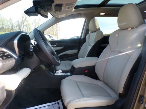 Used 2025 Subaru Ascent Limited AWD/4WD image 18