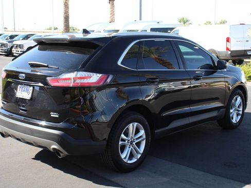 Certified 2019 Ford Edge SEL w/ Equipment Group 201A FWD image 8