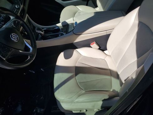 Used 2020 Buick Envision Preferred w/ LPO, Cargo Package image 17