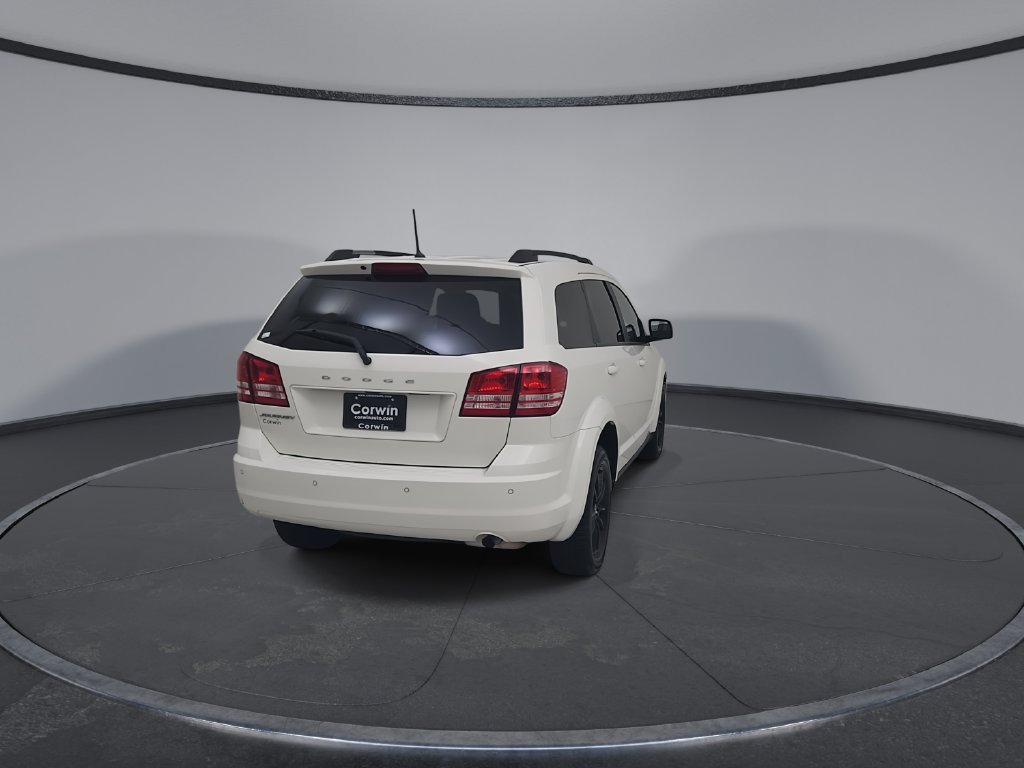 Used 2020 Dodge Journey SE w/ Blacktop Package FWD image 14