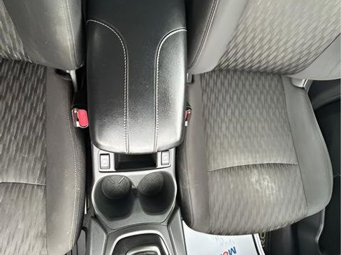 Used 2020 Nissan Rogue SV image 24