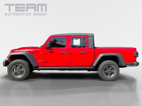 Used 2023 Jeep Gladiator Rubicon w/ Trailer Tow Package AWD/4WD image 4