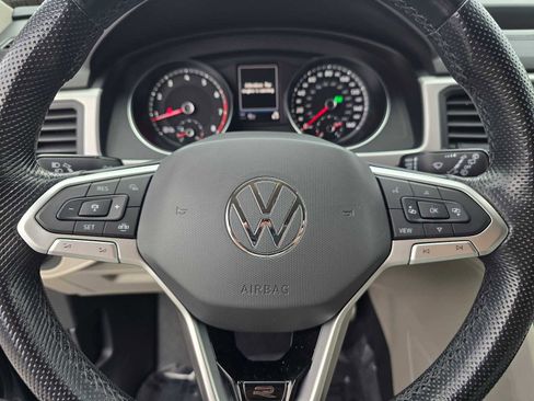 Used 2021 Volkswagen Atlas SE w/ Towing Package image 24