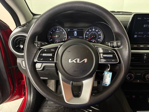 Used 2024 Kia Forte LXS w/ LXS Technology Package FWD image 23