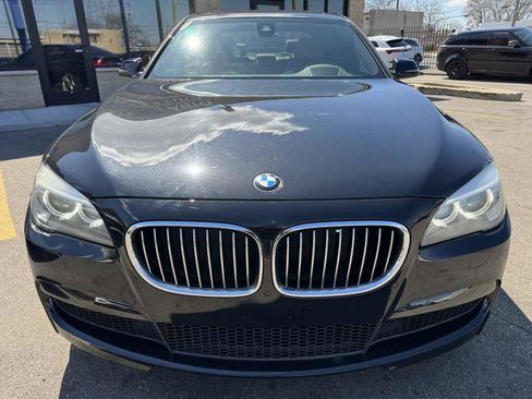 Used 2015 BMW 740Li image 2