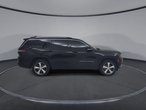 Certified 2022 Jeep Grand Cherokee L Limited AWD/4WD image 18