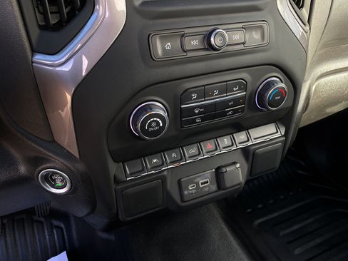 Used 2022 Chevrolet Silverado 1500 W/T image 21