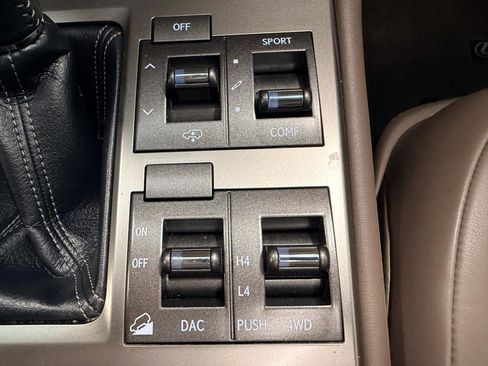 Used 2015 Lexus GX 460 Luxury AWD/4WD image 50