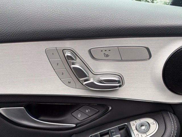 Used 2021 Mercedes-Benz GLC 300 4MATIC w/ AMG Line image 14