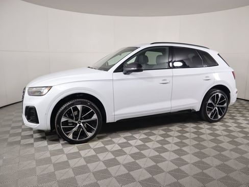 Certified 2023 Audi SQ5 Prestige w/ Prestige Package image 8