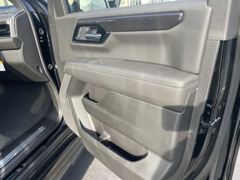 New 2026 GMC Yukon XL Elevation image 27