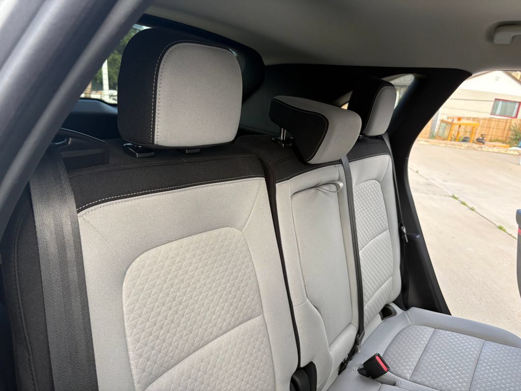 Used 2024 Ford Escape Active w/ Tech Pack #1 AWD/4WD image 16