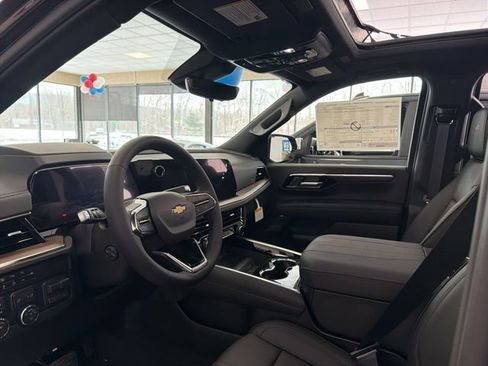 New 2026 Chevrolet Tahoe High Country w/ Sun And Tow Package AWD/4WD image 21