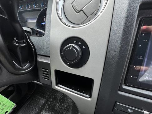 Used 2013 Ford F150 XLT w/ Trailer Tow Pkg image 42