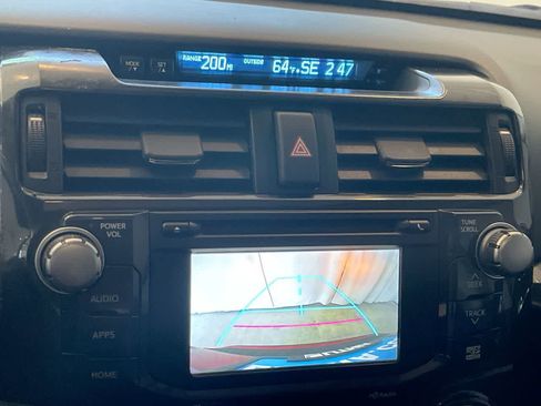 Used 2014 Toyota 4Runner Trail Premium image 17