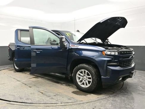 Used 2021 Chevrolet Silverado 1500 RST AWD/4WD image 38
