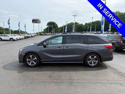 Used 2019 Honda Odyssey Touring image 3