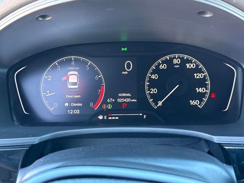 Used 2025 Honda Civic Sport image 26