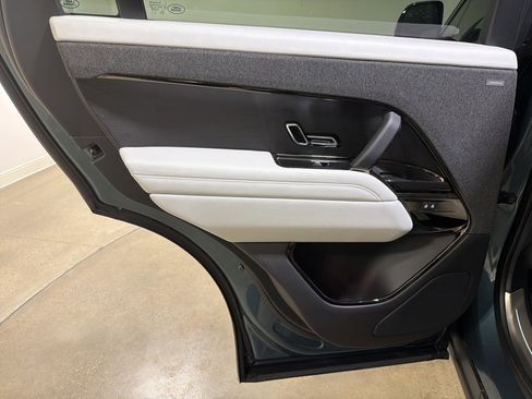 Used 2023 Land Rover Range Rover Sport SE image 20