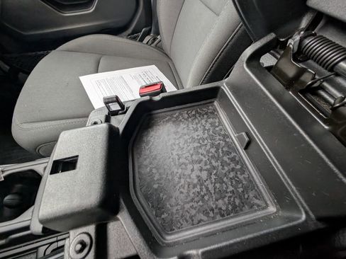 Used 2022 Jeep Wrangler Unlimited Sport image 34