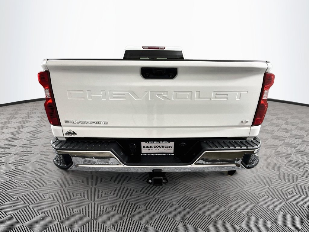 Used 2023 Chevrolet Silverado 2500 LT AWD/4WD image 6