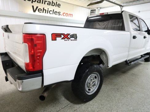 Used 2018 Ford F250 XL w/ Power Equipment Group image 6