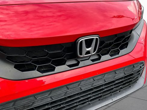 Used 2023 Honda Civic Sport image 29