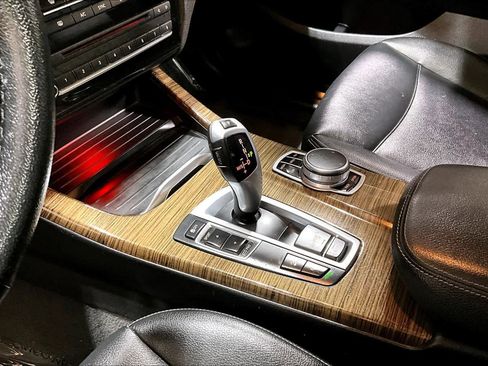 Used 2017 BMW X3 xDrive28i image 16