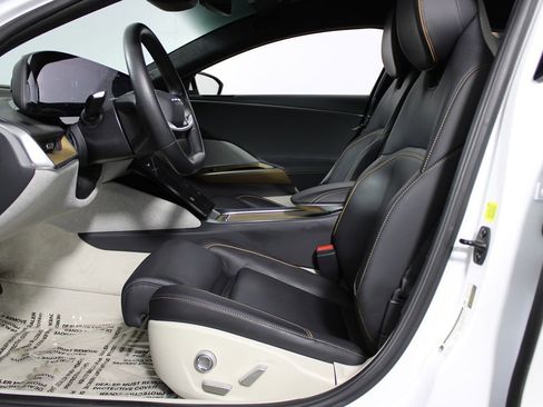 Used 2023 Lucid Air Touring image 8
