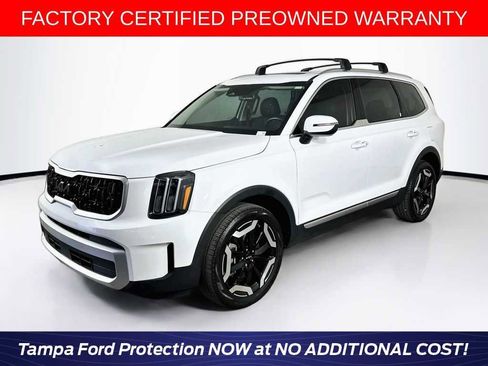 Used 2024 Kia Telluride EX w/ EX Captain's Chair Package FWD image 1