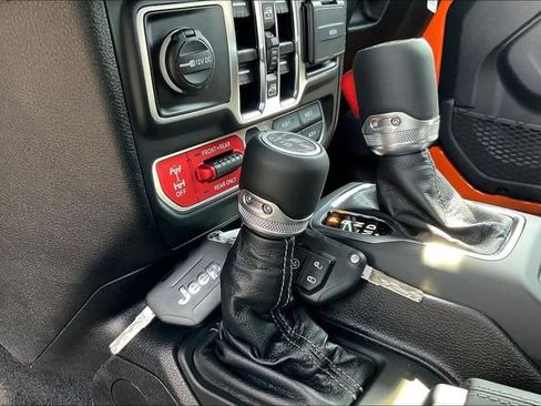 New 2025 Jeep Wrangler Unlimited Rubicon 392 image 29