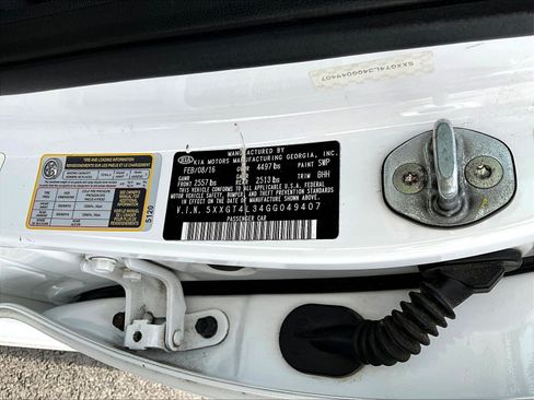 Used 2016 Kia Optima LX FWD image 17