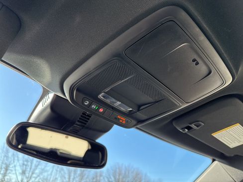 Used 2024 GMC Acadia Elevation w/ Luxury Package image 27