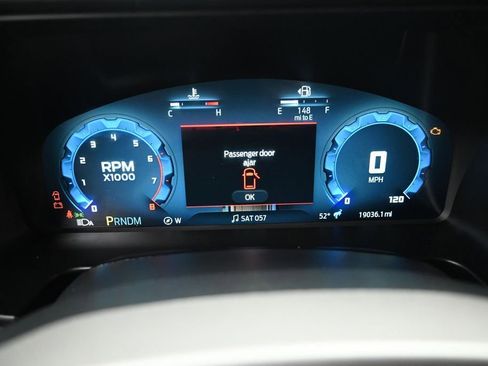 Used 2025 Ford Bronco Badlands AWD/4WD image 14