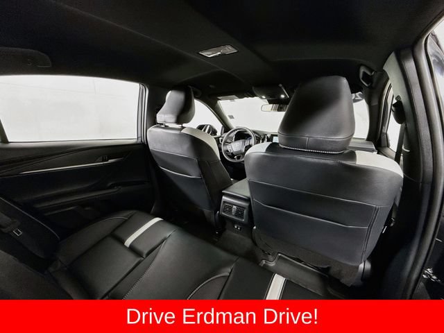 Used 2026 Toyota Camry SE FWD image 29