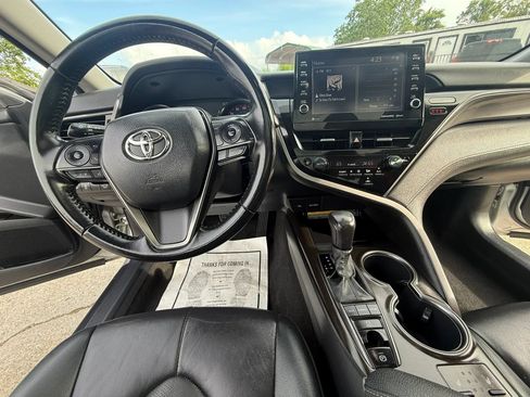 Used 2021 Toyota Camry XSE FWD image 20
