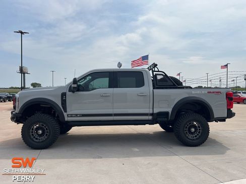 New 2025 Ford F250 Lariat w/ Lariat Ultimate Package image 4