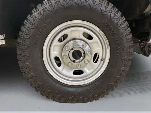 Used 2015 Ford F250 XL w/ Power Equipment Group image 11