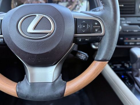 Used 2017 Lexus RX 350 FWD w/ Premium Package image 26