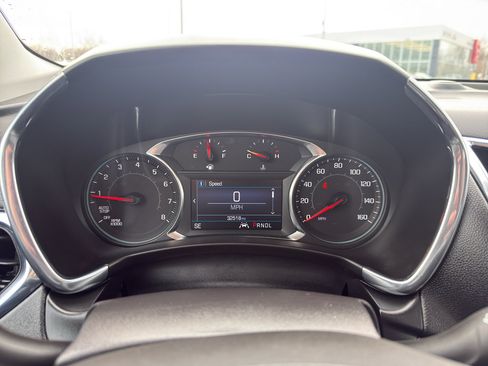 Used 2023 Chevrolet Equinox LT image 17