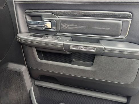 Used 2018 RAM 1500 Limited image 28