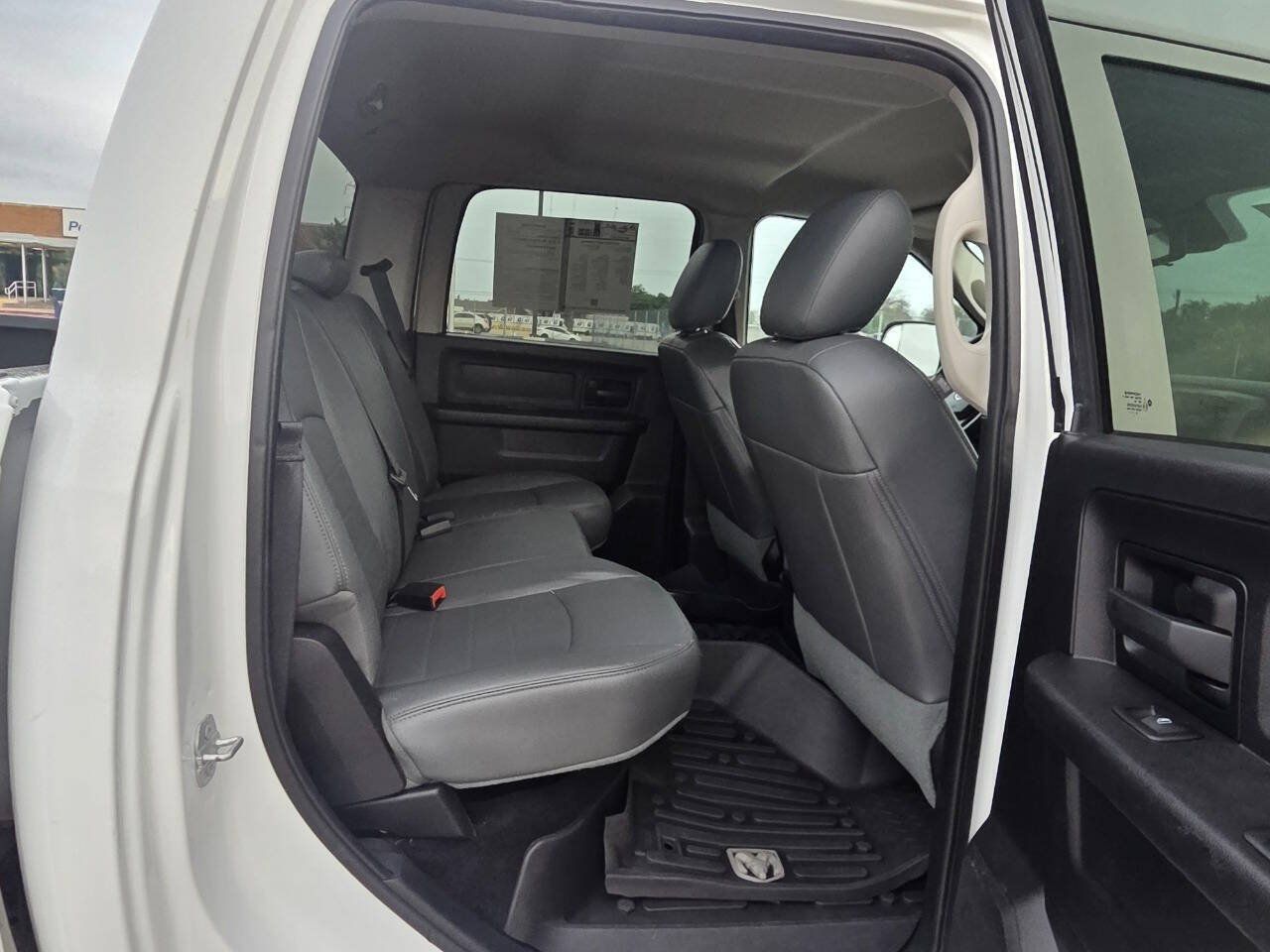 Used 2016 RAM 2500 Tradesman w/ Popular Equipment Group RWD image 30