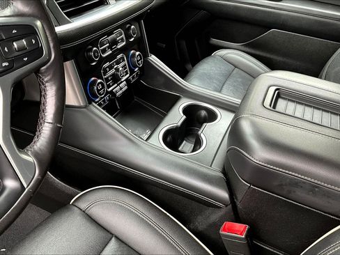 Used 2023 Chevrolet Tahoe Premier AWD/4WD image 10