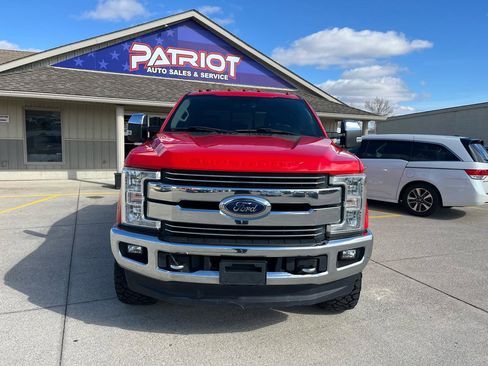 Used 2018 Ford F350 Lariat w/ Lariat Ultimate Package image 2