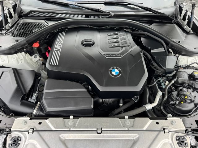 Used 2022 BMW 330i Sedan w/ Driving Assistance Package RWD image 8