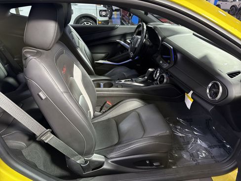 Used 2024 Chevrolet Camaro SS RWD image 28