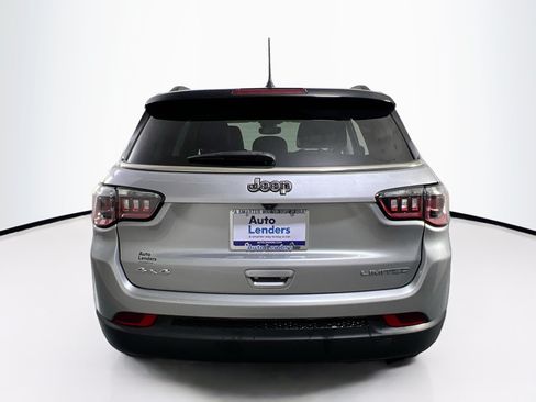 Used 2022 Jeep Compass Limited AWD/4WD image 6